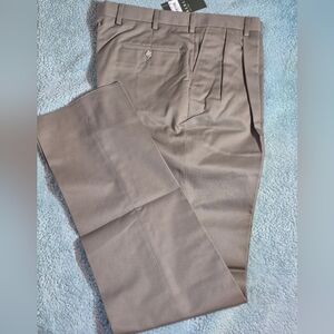 BERLE 100% Cotton Wrinkle Resistant Pants